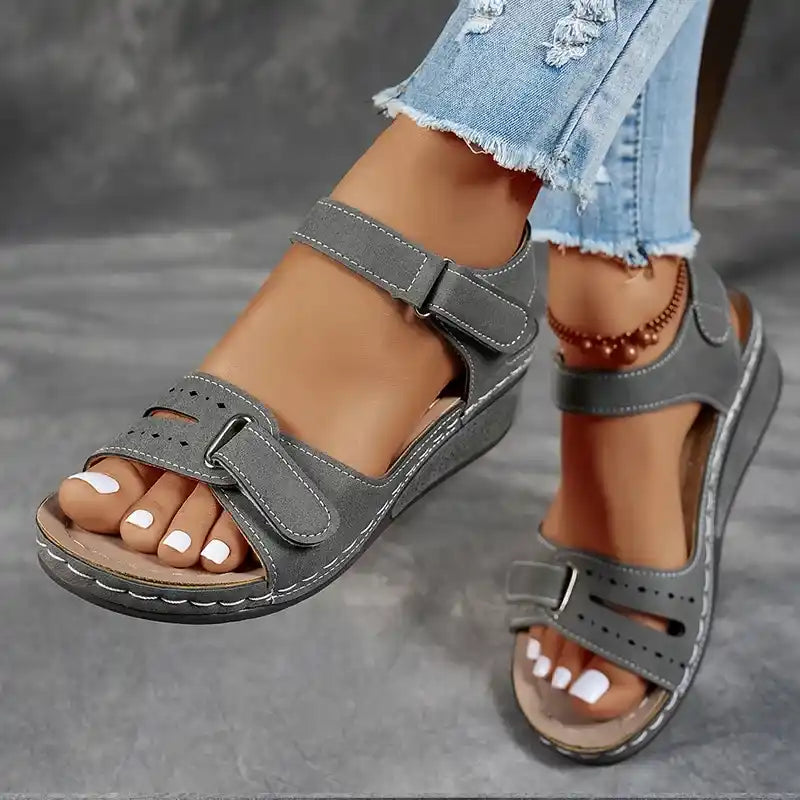 Women's Fashion Rhinestone High Heel Chunky Heel Sandals