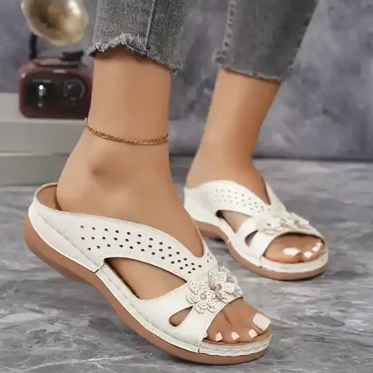 Elara Bloom Sandals