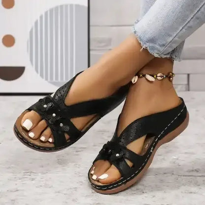 Elara Bloom Sandals