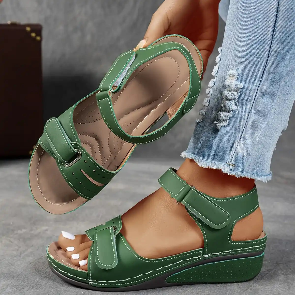 Women's Fashion Rhinestone High Heel Chunky Heel Sandals