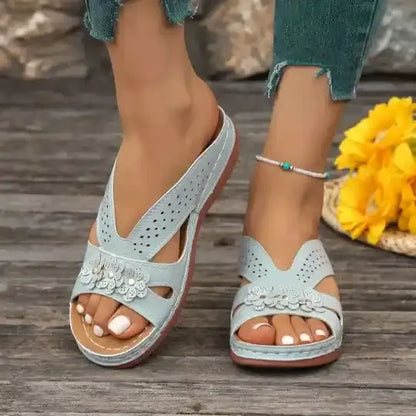 Wedge-heeled Thick-soled Hollow Rivet Flower Slippers