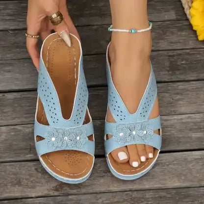 Wedge-heeled Thick-soled Hollow Rivet Flower Slippers